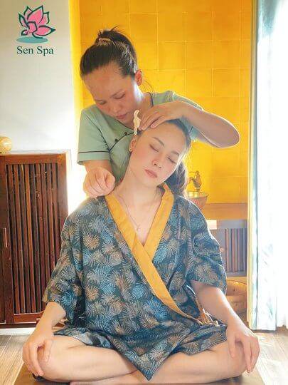 Shoulder neck nape and head massage