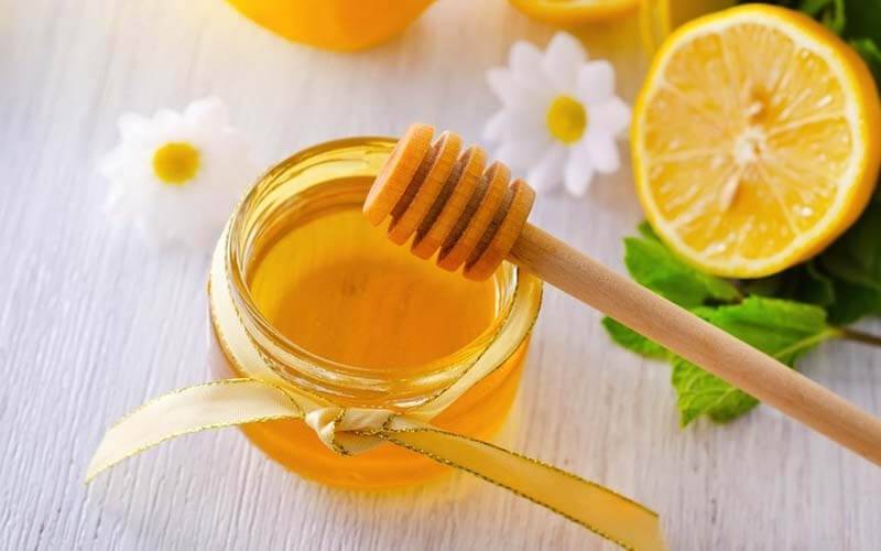 Các chất có trong mật ong giúp giữ ẩm cho da rất tốt