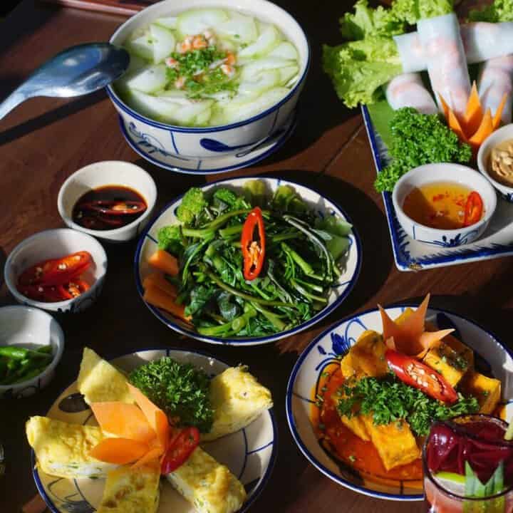 nhà hàng chuồn chuồn kim