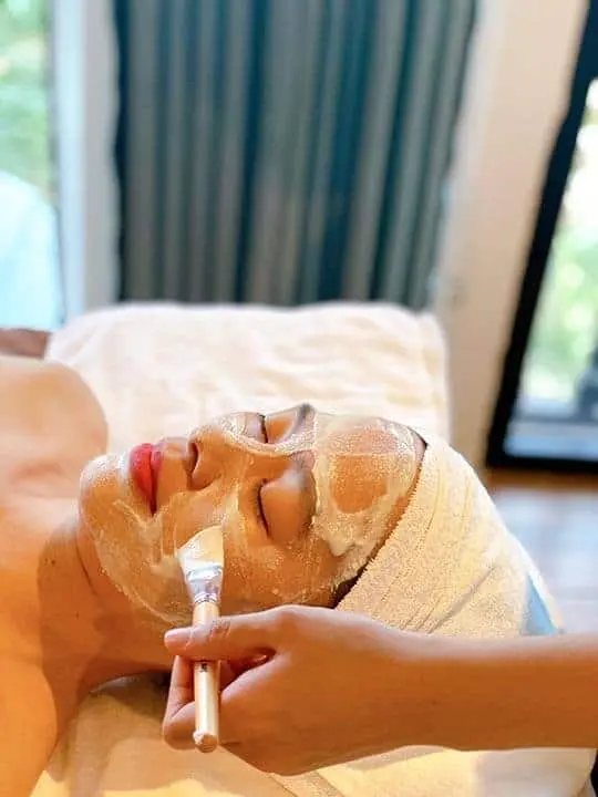 Dịch vụ chăm sóc da mặt