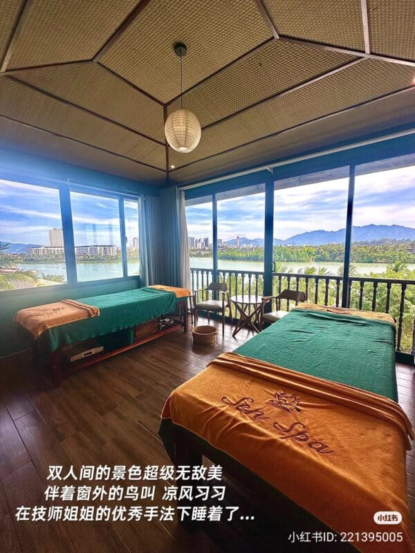 massage room with river view