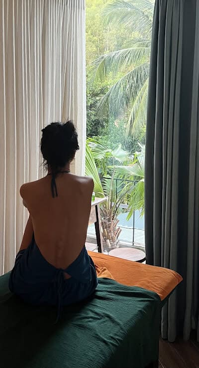 Miss Katerina Chiuchenko relax at Sen Spa Nha Trang